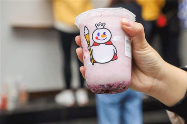郑州蜜雪冰城店内哪一款饮品好喝?中小型代理费用分别需要多少钱(图2) 郑州蜜雪冰城店内哪一款饮品好喝?中小型代理费用分别需要多少钱(图2)